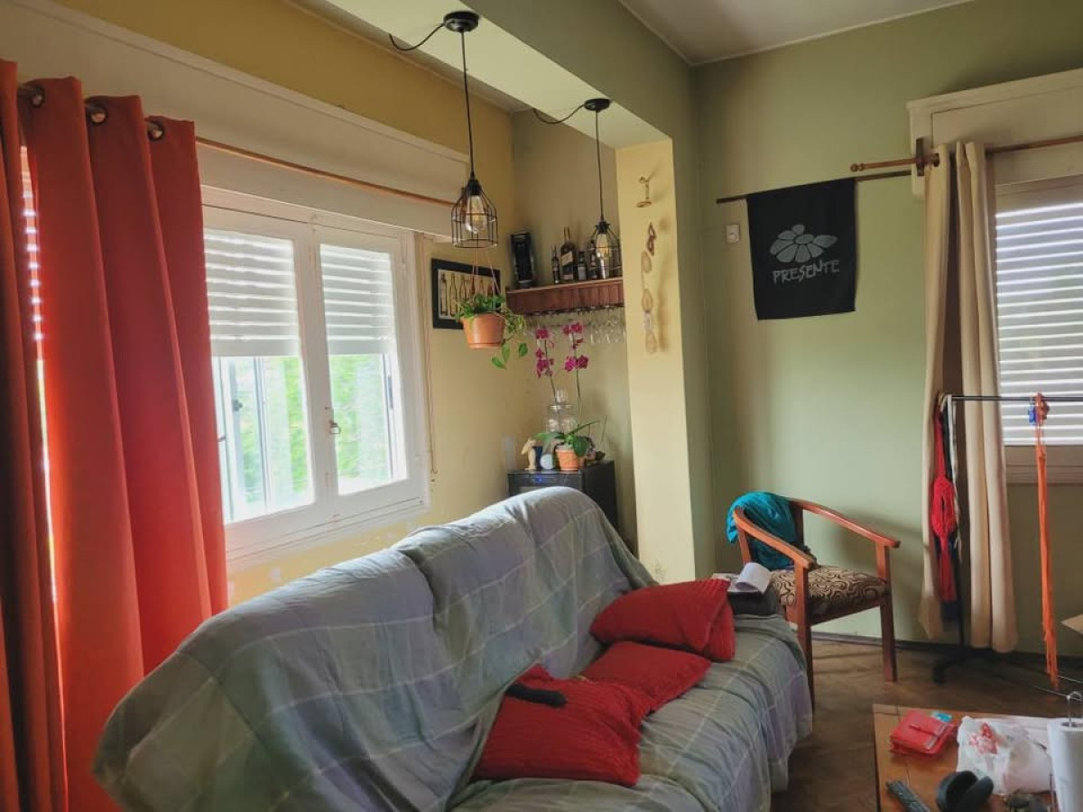 Venta Casa De 3 Dormitorios Terraza En Peñarol