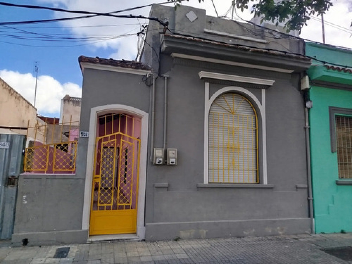 Casa Independiente 3 Dormitorios Grandes Terraza Brazo Oriental