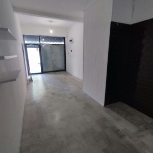 Alquiler De Local Comercial Sin Gastos Comunes En Centro