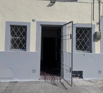 Alquiler De Local Comercial Excelente Ubicación En Buceo