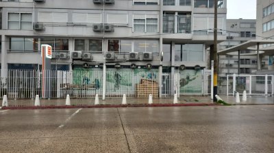 Alquiler Amplio Local Comercial 90 M2 Sobre Avenida Italia 