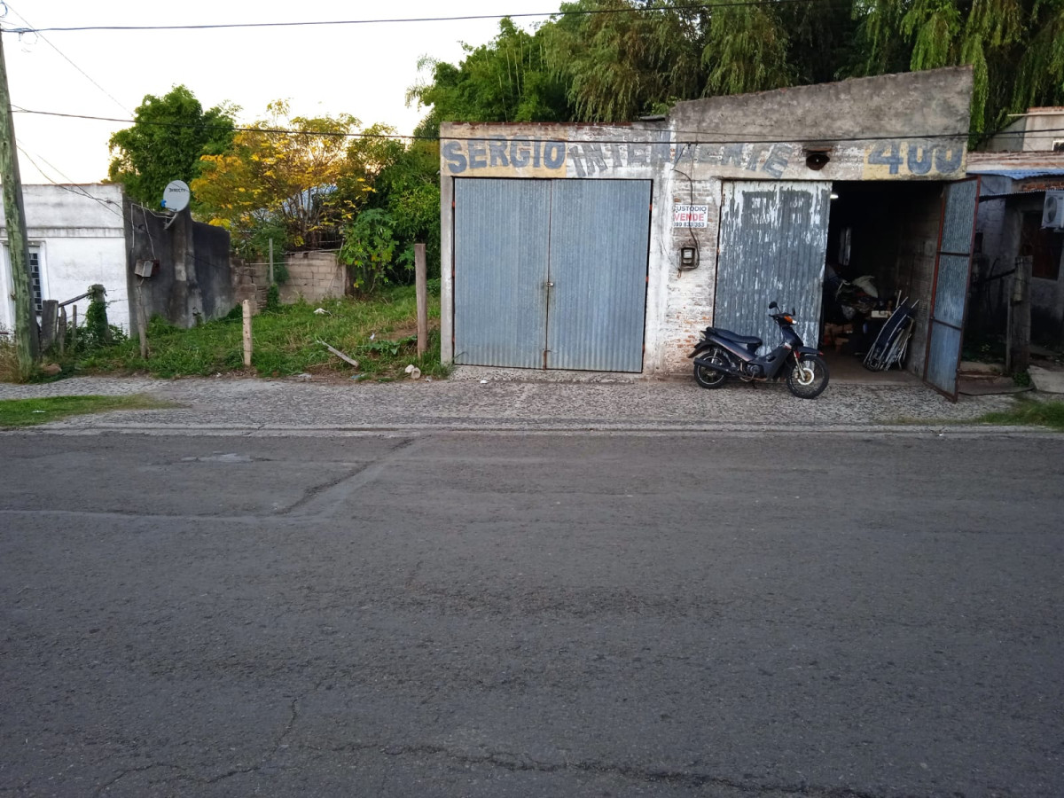 IMPERDIBLE TERRENO CON GALPÓN EN BARRIO FERROCARRIL!
