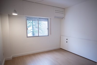 Lindo Apartamento Para Oficina En Punta Carretas