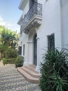 Alquiler De Oficina En Casona Excelente Estado Zona Pocitos