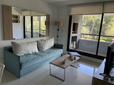 Apartamento en Av Pedragosa Sierra, 1 dormitorio y medio