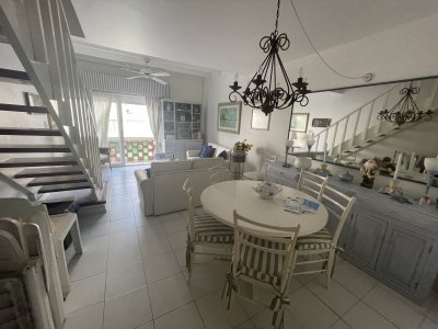 Apartamento en venta en Punta del Este, 4 dormitorios 