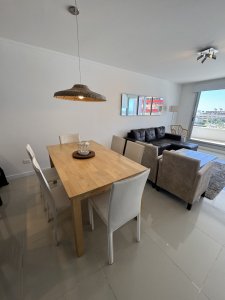 Apartamento de 3 dormitorios en venta en Punta del Este 