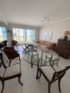 Apartamento en venta en Coral Tower 3 dormitorios , Paya Mansa