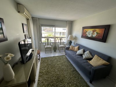 Apartamento de dos dormitorios en Roosevelt , Punta del Este 