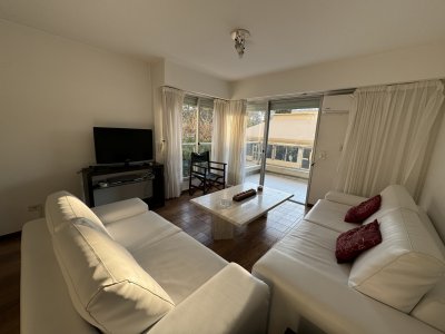 Apartamento de dos dormitorios en venta en Roosevelt Punta del Este 