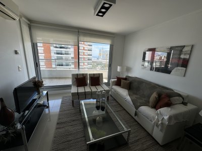Apartamento d 3 dormitorios  en venta en Punta del Este 