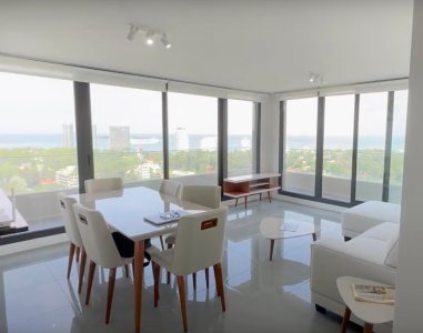 Apartamento en venta de 3 dormitorios en Av Roosevelt 