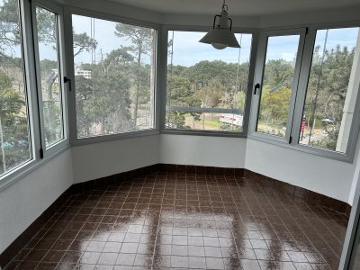 Apartamento de 3 dormitorios , zona Roosevelt , Punta del Este 