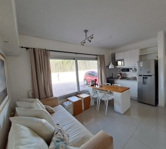 Apartamento en Venta de 1 Dormitorio, Aidy Grill Punta del este 
