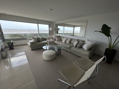 Penthouse en venta en Punta del Este , zona Brava , 3 dormitorios 