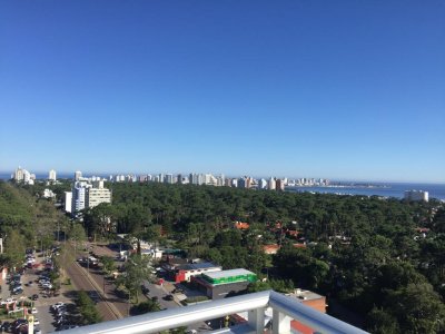 Alquiler invernal en Edificio Bellagio. Piso alto 