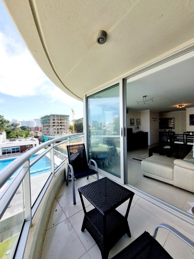 Depto 3 dormiorios 3 baños en brava Punta del Este