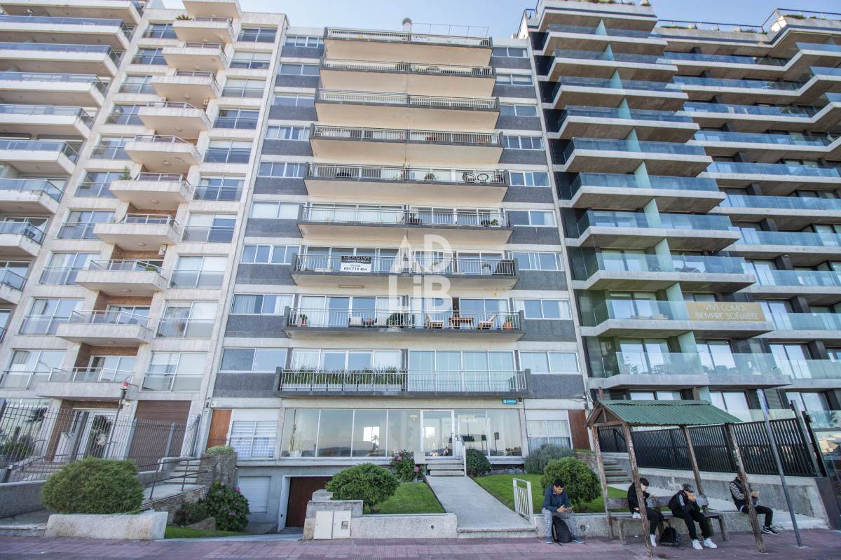 VENTA APARTAMENTO RAMBLA OHIGGINS