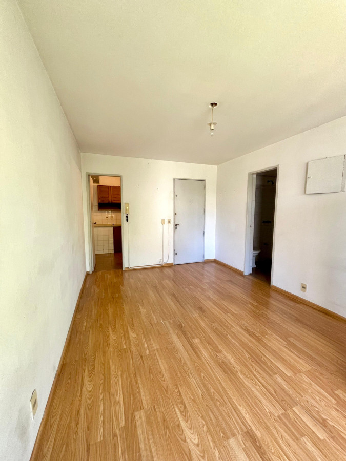 VENTA CENTRO MONOAMBIENTE  CON RENTA