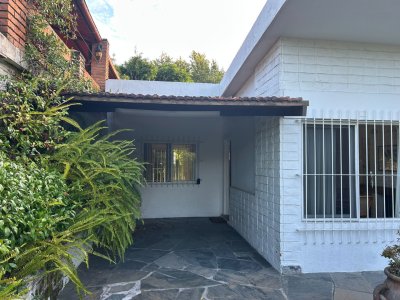 Alquiler anual en San Rafael casa de 3 dorm + dependencia