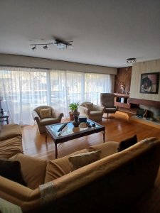 Excelente Planta Frente Al Parque Biarritz Con Un Patio De 70 Mts