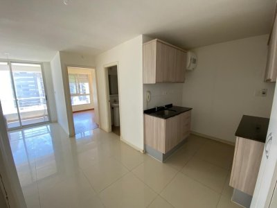 Alquiler apartamento 1 dormitorio en Parque Rodó. 