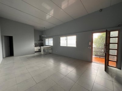 Alquiler apartamento en Carrasco. 