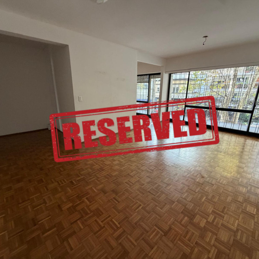Venta apartamento 4 dormitorios y garage en Pocitos