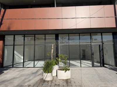 Alquiler local comercial en La Blanqueada