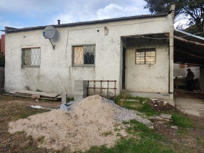 Se vende casa de 2 dormitorios Pan de Azúcar 