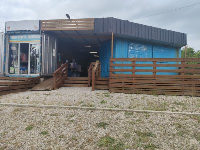 Terreno de 480 M2 con 5 contenedores, ideal renta comercial, Pan de Azúcar 