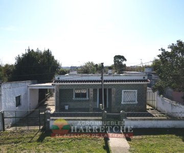 Casa de 3 dormitorios venta en Villa Alegría, Progreso. 