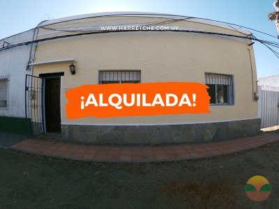 Casa en Canelones, 2 dormitorios, fondo, parrillero.