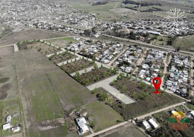Terreno en Jardín de los Manzanos, Progreso, ideal para comercio 690 m2 sin construcciones.