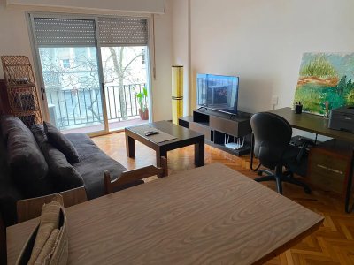Alquiler Apartamento 1 Dormitorio Amueblado Centro Balcón Montevideo