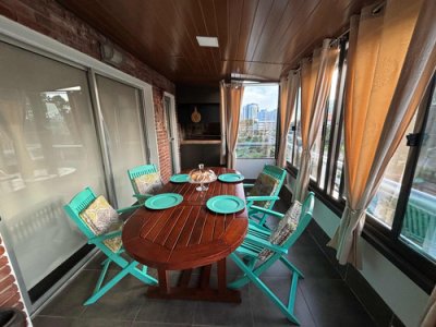 Venta excelente apartamento en Aidy Grill, Punta Del Este.