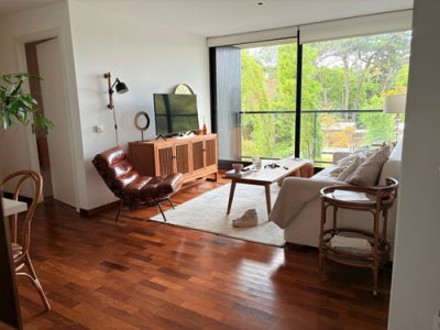 Alquiler apartamento con piscina en Carrasco, Montevideo. 