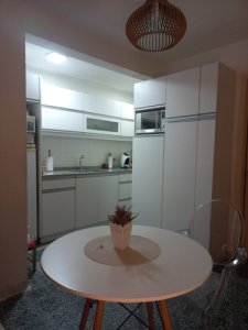 Alquiler Apartamento 4 dormitorios y 2 baños en Reducto, Montevideo.