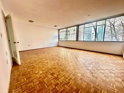 Venta Apartamento 3 Dormitorios 2 Baños Pocitos Montevideo