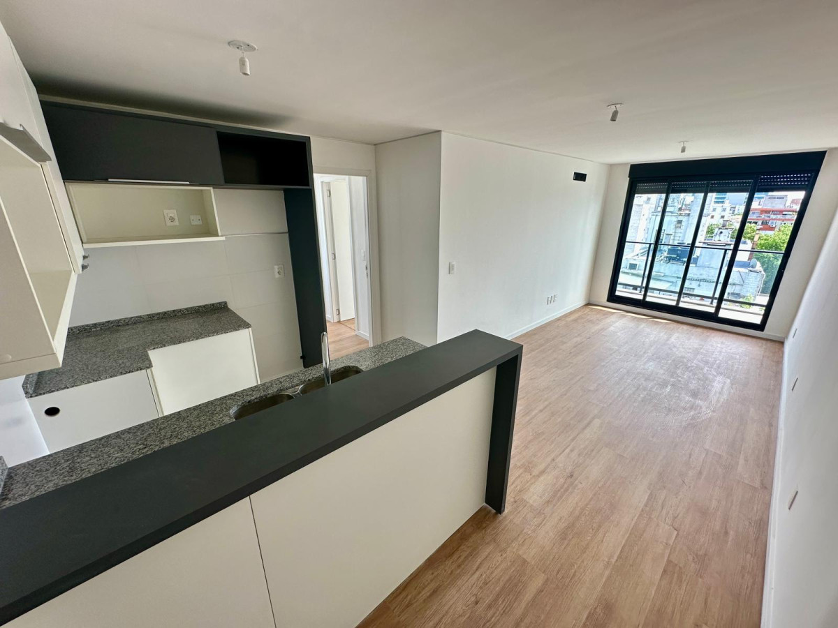 Venta Apartamentos 2 Dormitorio con Garage Tres Cruces Montevideo