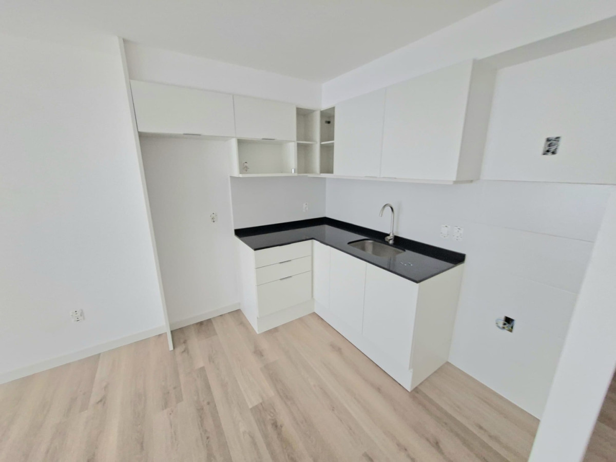 Venta Apartamentos en Obra Entrega Abril 2026 1 y 2 Dormitorios Cordon Sur Montevideo