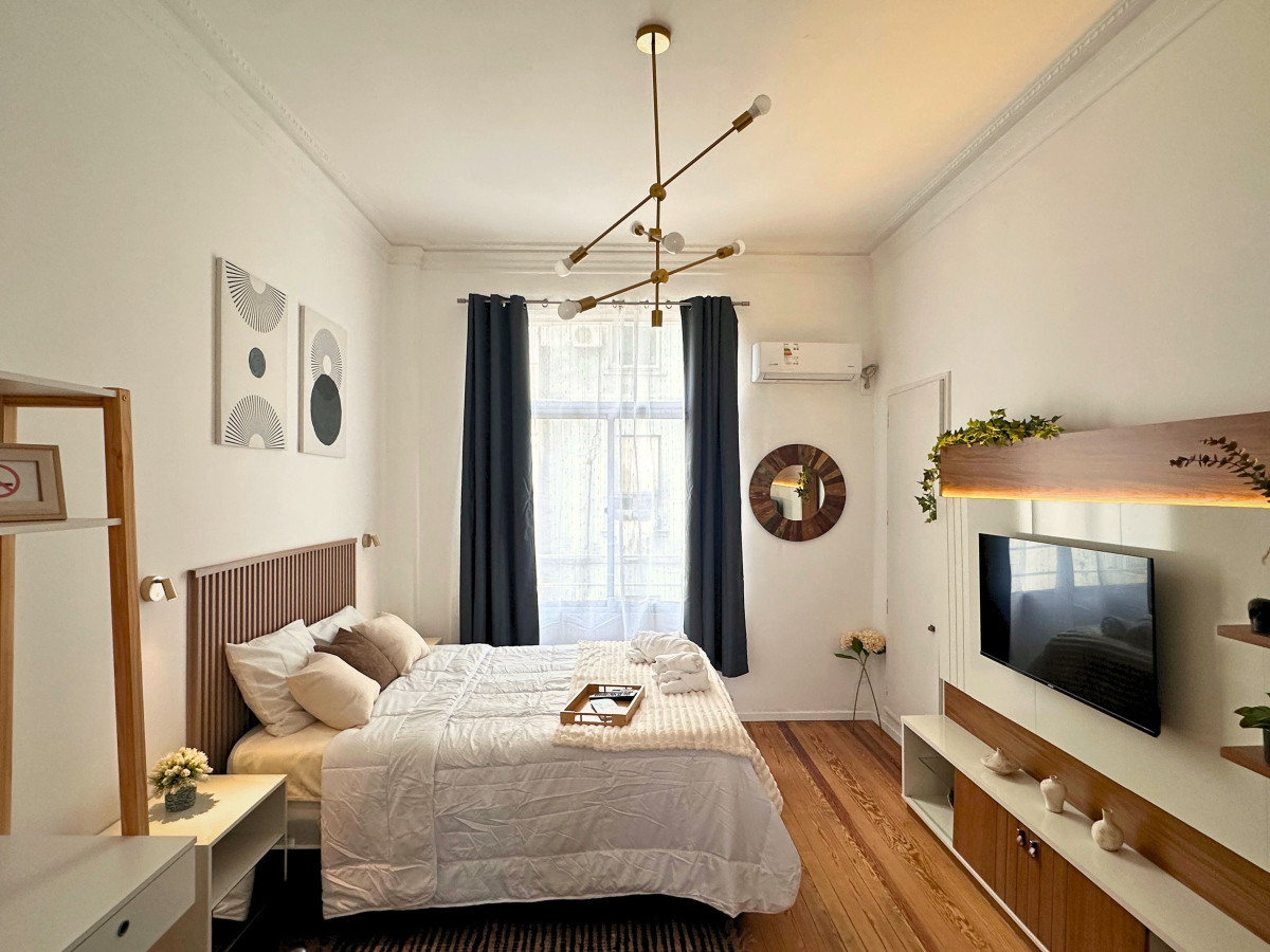 Alquiler Temporal Monoambiente en Pocitos Rambla y Plaza Gomensoro Disponible A Partir de Diciembre Montevideo