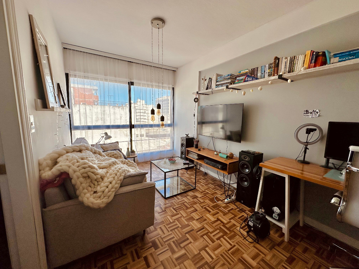 Alquiler Apartamento 1 Dormitorio Al Frente Semi Amoblado Centro Montevideo (Enero 2026)