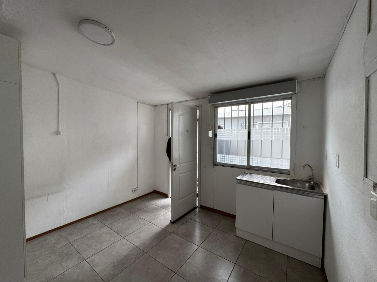 Alquiler Apartamento Monoambiente Economico Para Estudiantes Palermo Montevideo