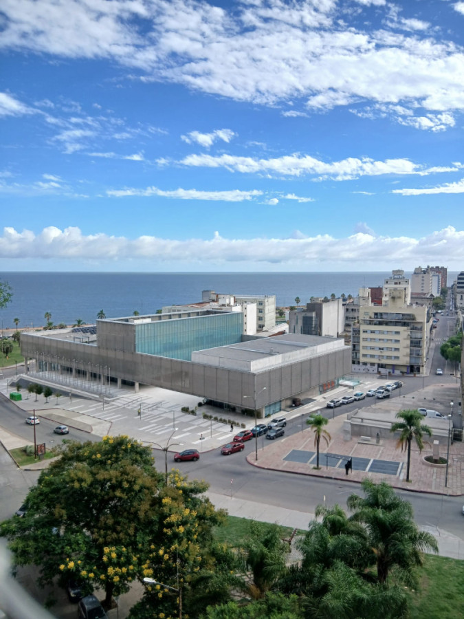 Alquiler Apartamento 1 Dormitorio con vista al agua Centro Sur Montevideo