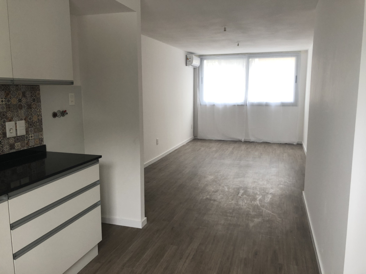 Alquiler Apartamento 2 Dormitorios. Tres Cruces, Montevideo