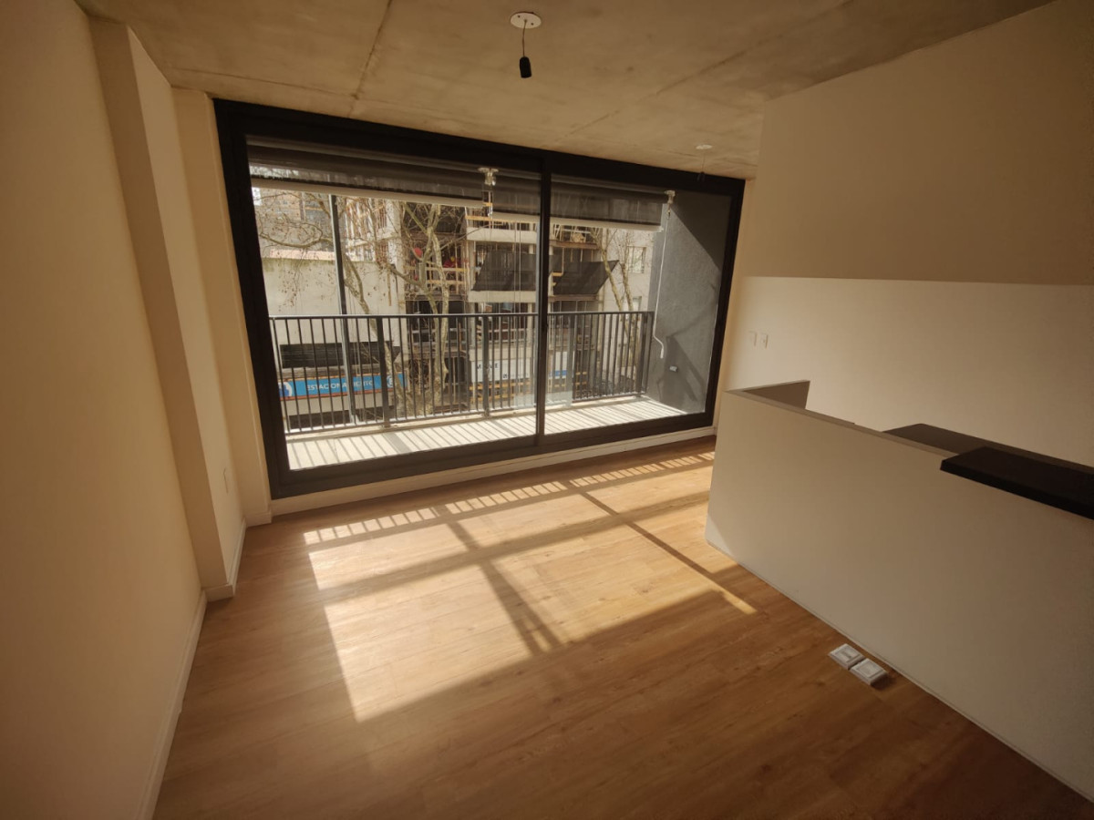 Alquiler Apartamento 2 Dormitorios con Garage. Centro, Montevideo