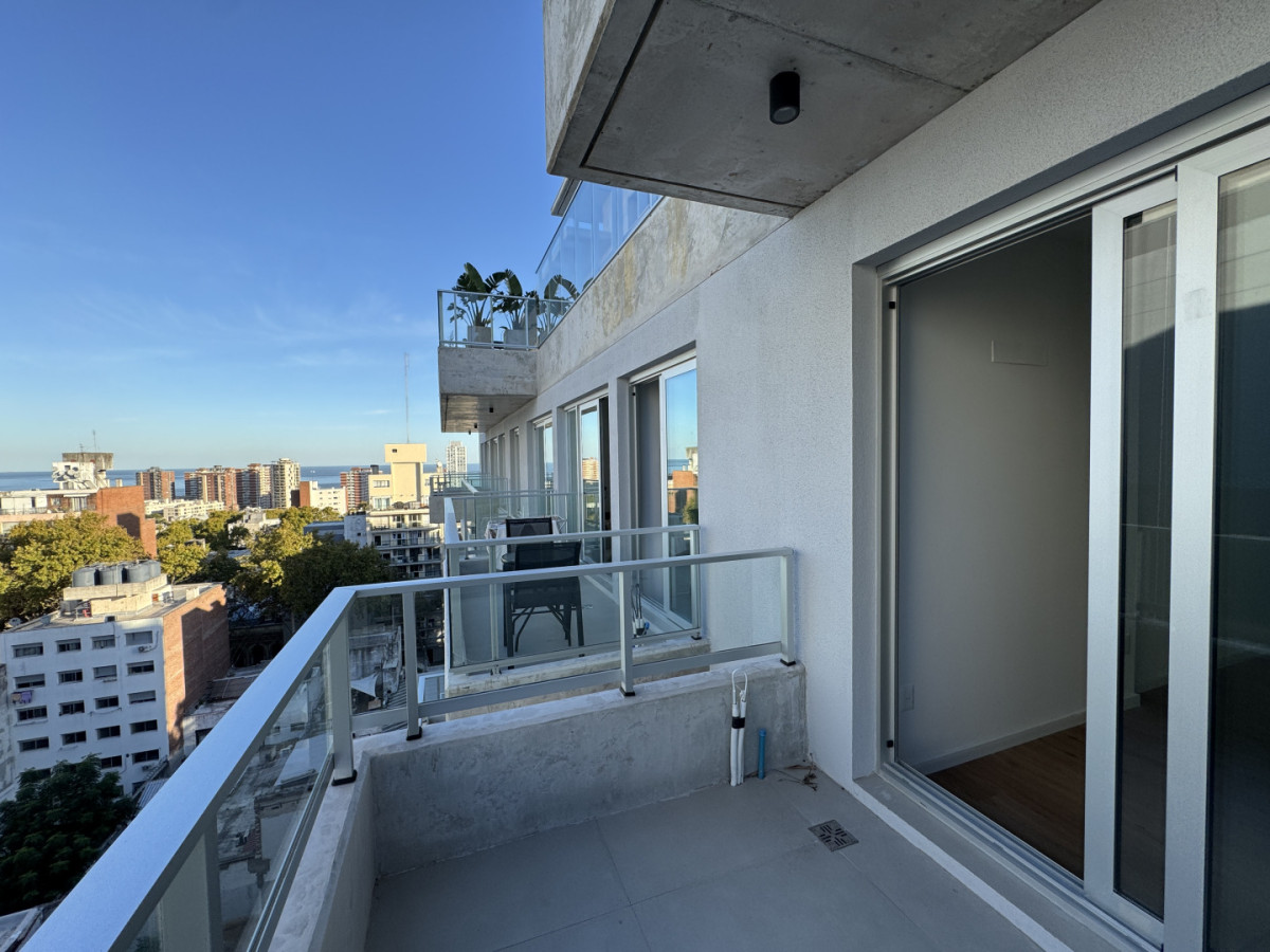 Venta Apartamento monoambiente piso alto estrenar ideal para inversor Centro Sur Montevideo