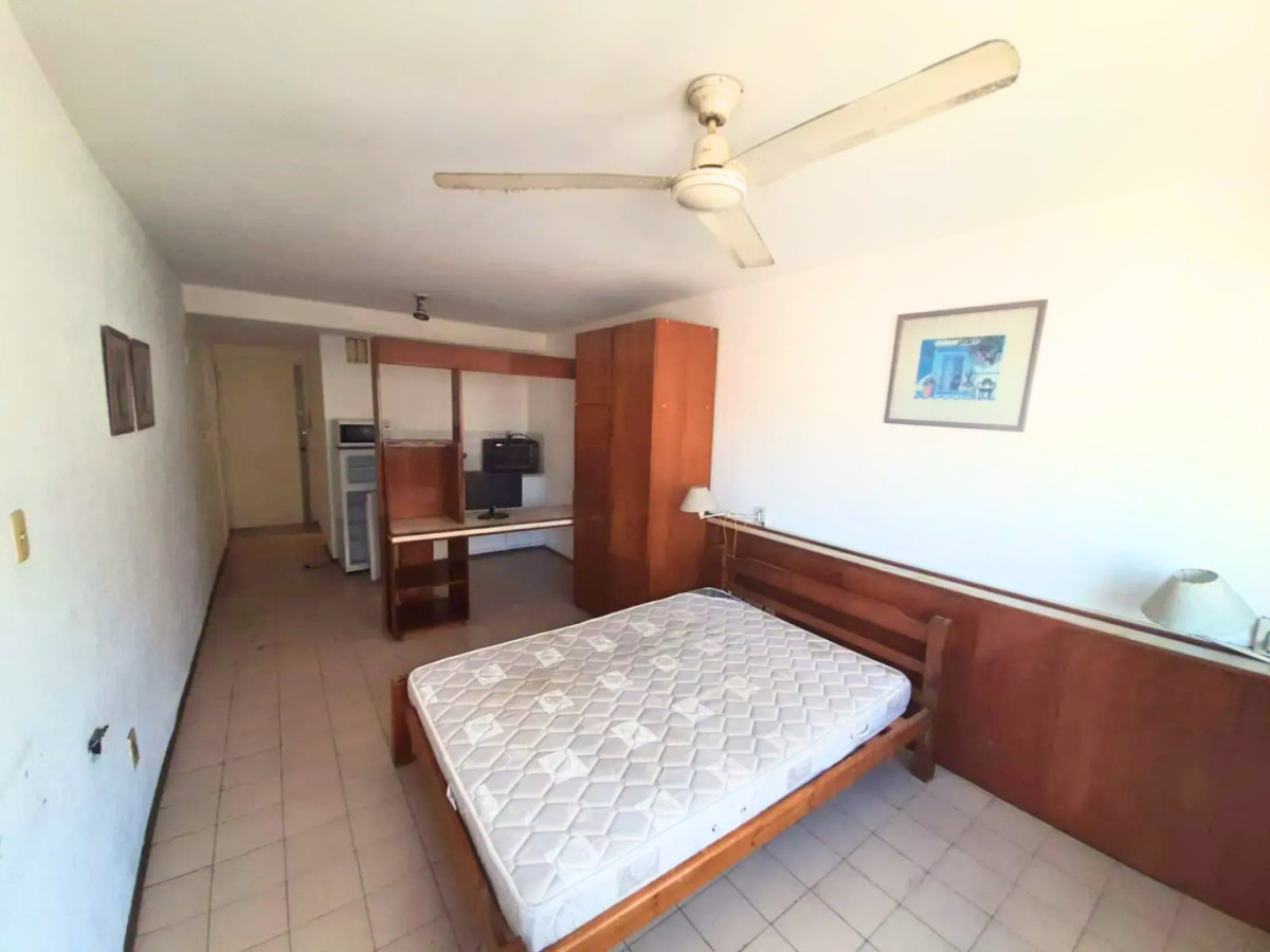 Alquiler Apartamento Monoambiente Piso Alto Cordon Montevideo