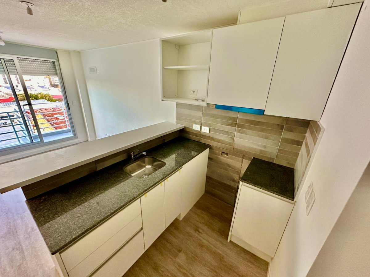 Venta Apartamento 1 Dormitorio a Estrenar con Terraza Tres Cruces Montevideo